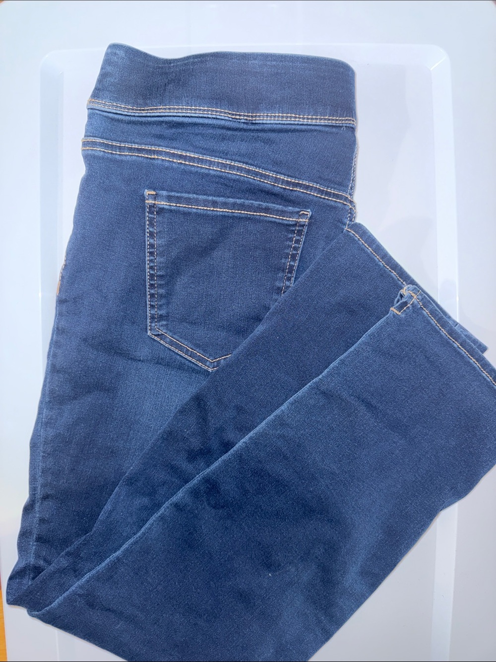 Dark Blue High-Rise capri jeans